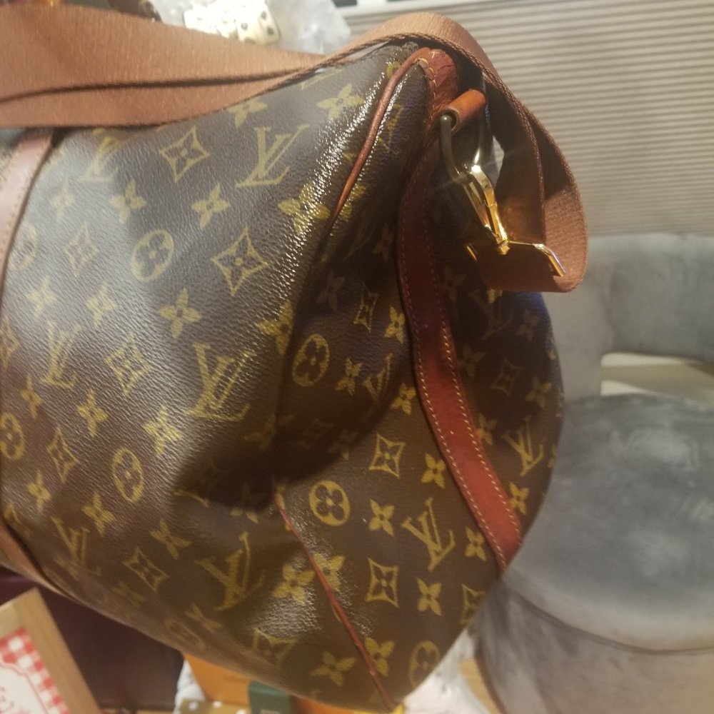 PRICE DROP! Louis Vuitton Monogram Keepall Bandouliere 45 - Picture 11 of 15